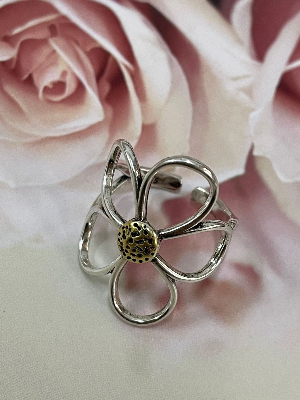 Hollow-Out Flower Two-Tone Open Ring