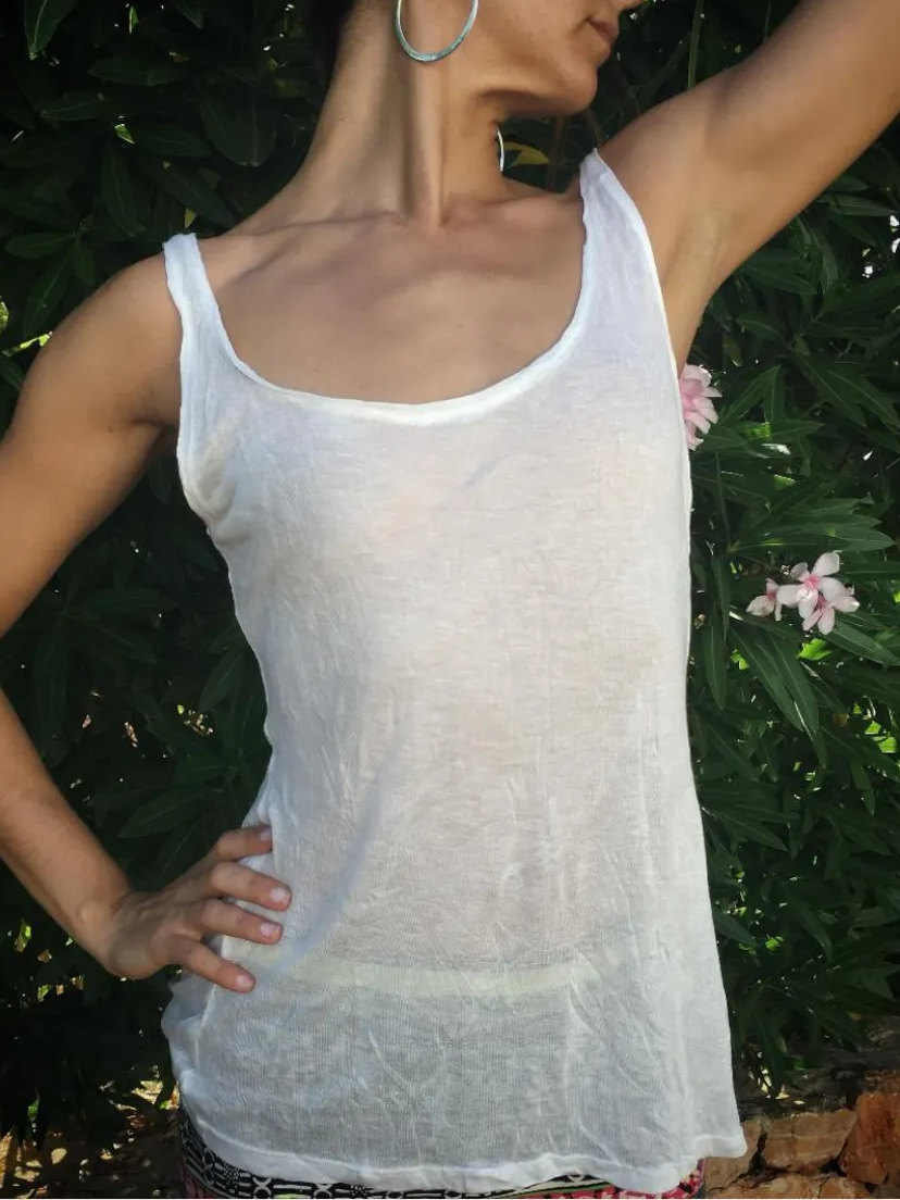 Bamboo Light Top with Scratches in the Back
