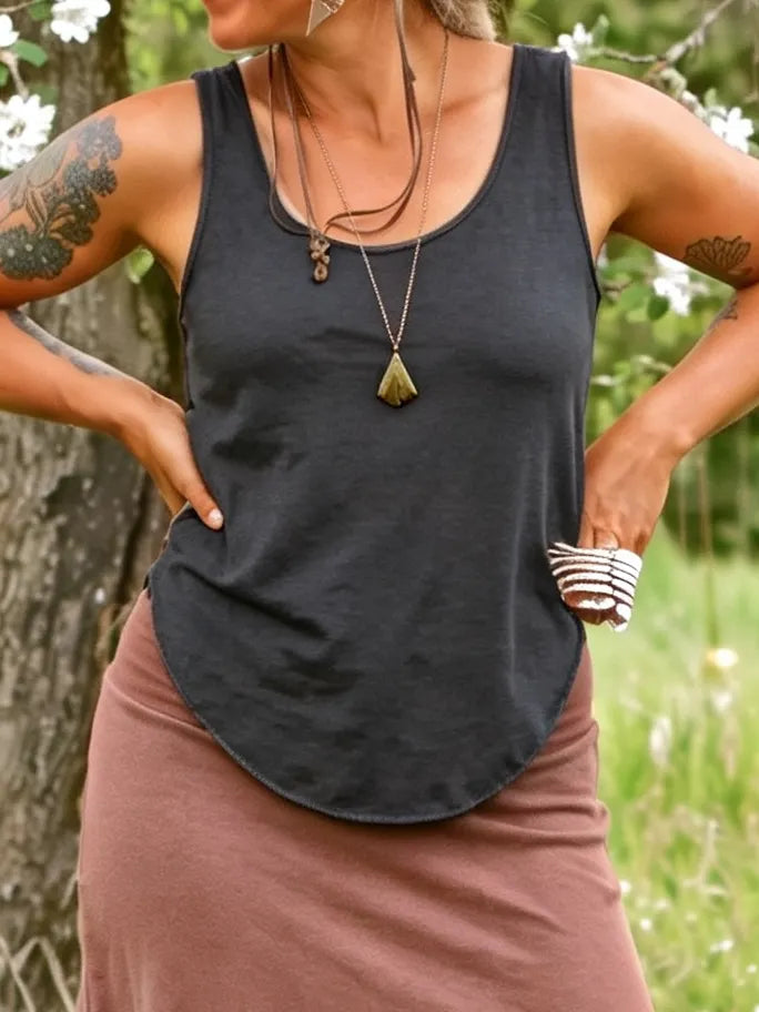 Tank Top: Scoop Neck Sleeveless Summer Top