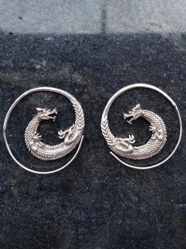 Niche Design Minimalist Versatile Dragon Earrings