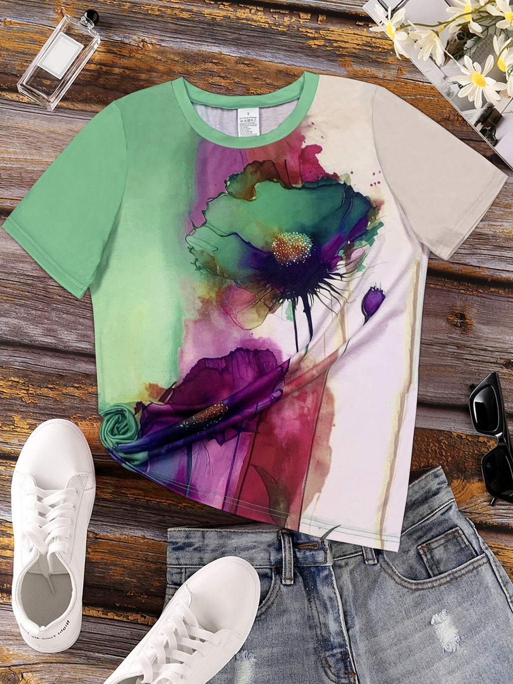 Women's Floral Print T-shirt - Casual Short Sleeve Crew Neck Top for Spring & Summer