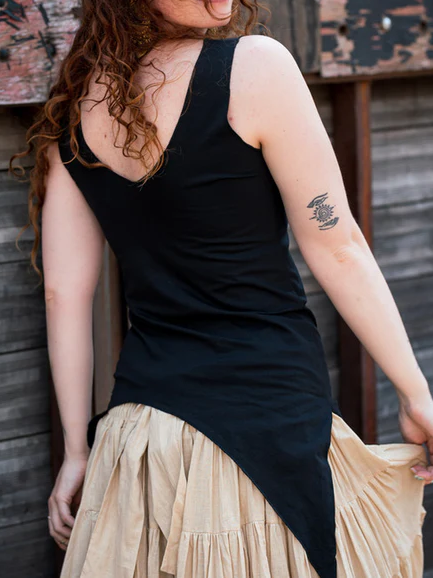 Asymmetric Slit Elf-Inspired Sleeveless Top