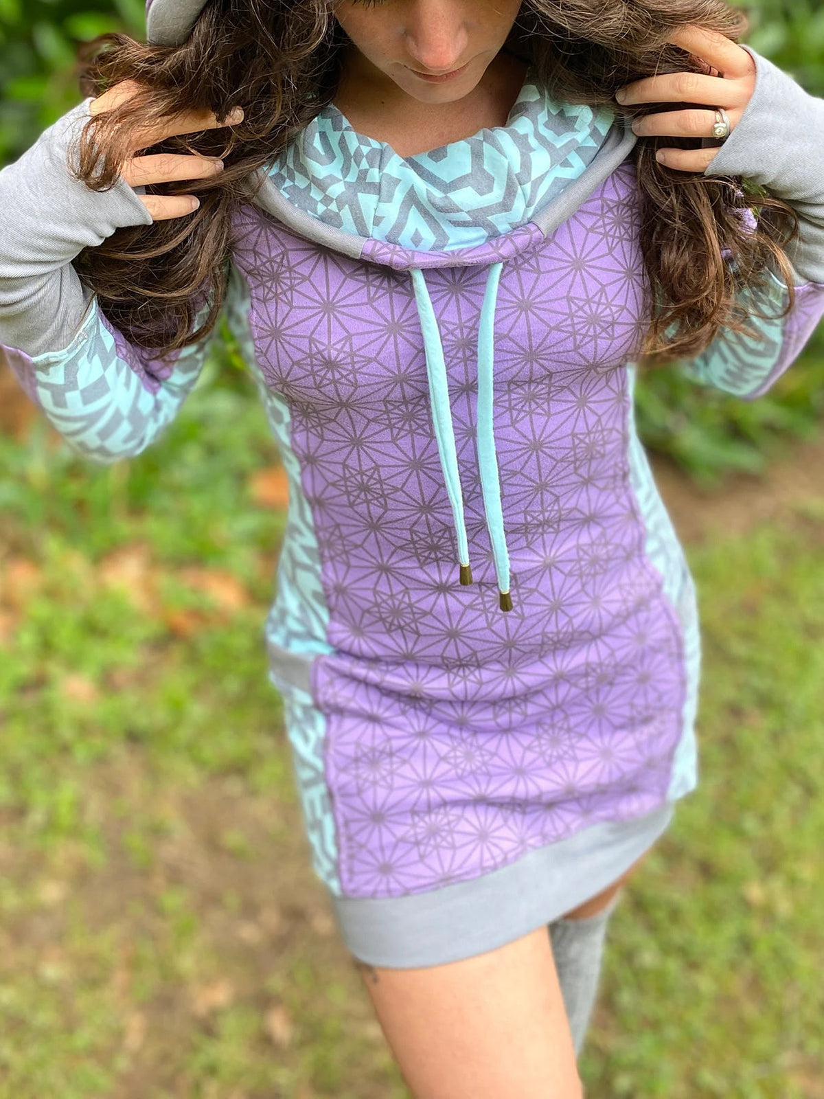 The Side Panel Portal Dress Purple Cowl Hooded Dress with Pockets