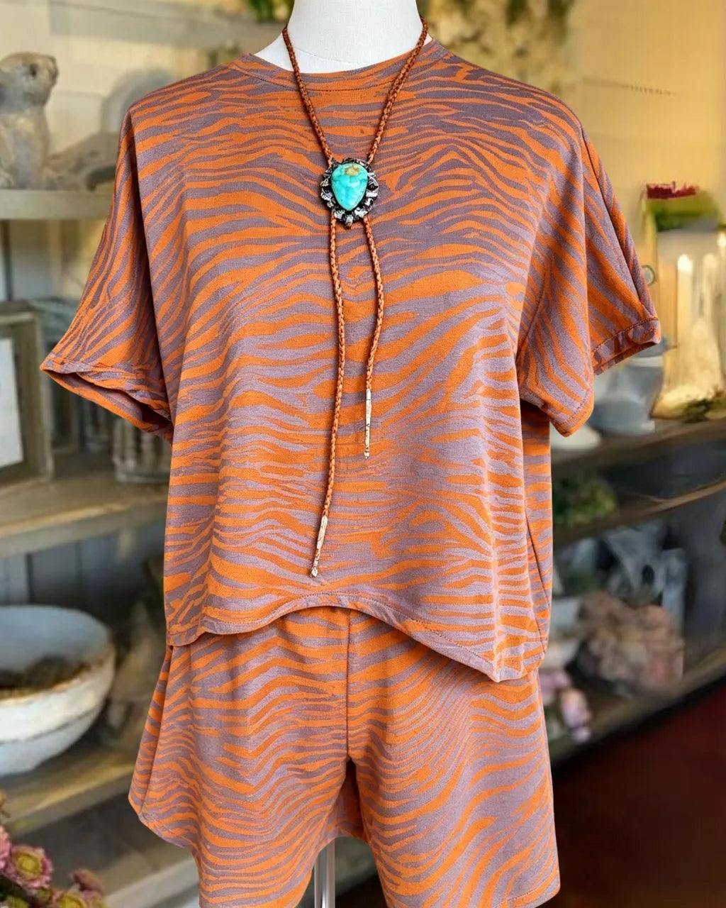 Trendy Tiger Print Shorts Set