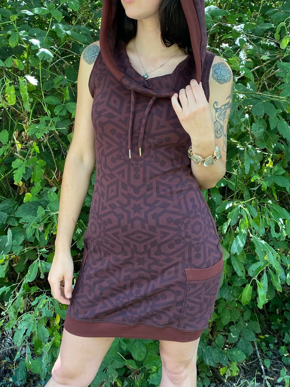 Sleeveless Portal Dress / Cotton Cowl Hooded Dress with Pockets