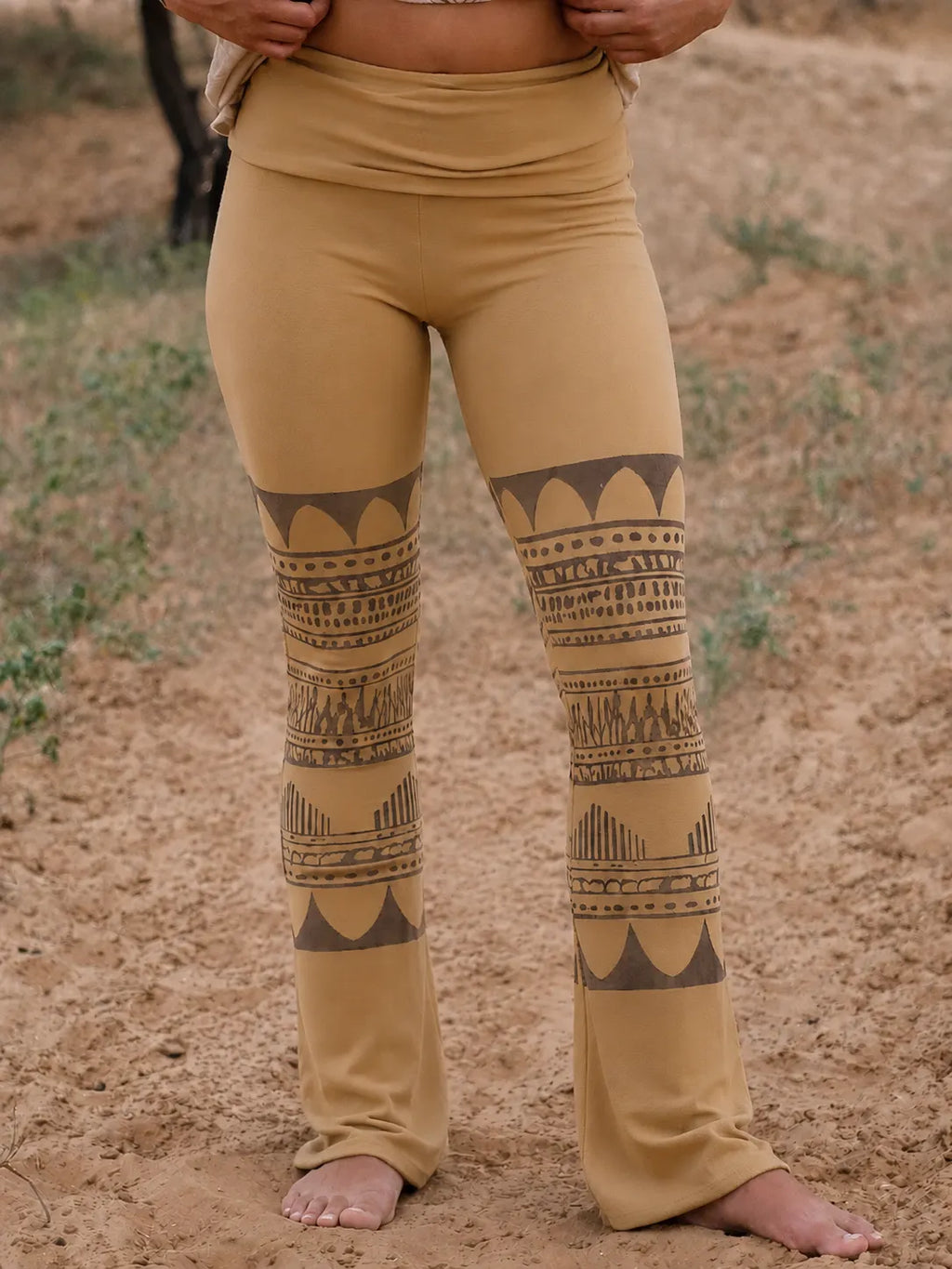 Fold Over Waist Tribal Print Flare Leggings