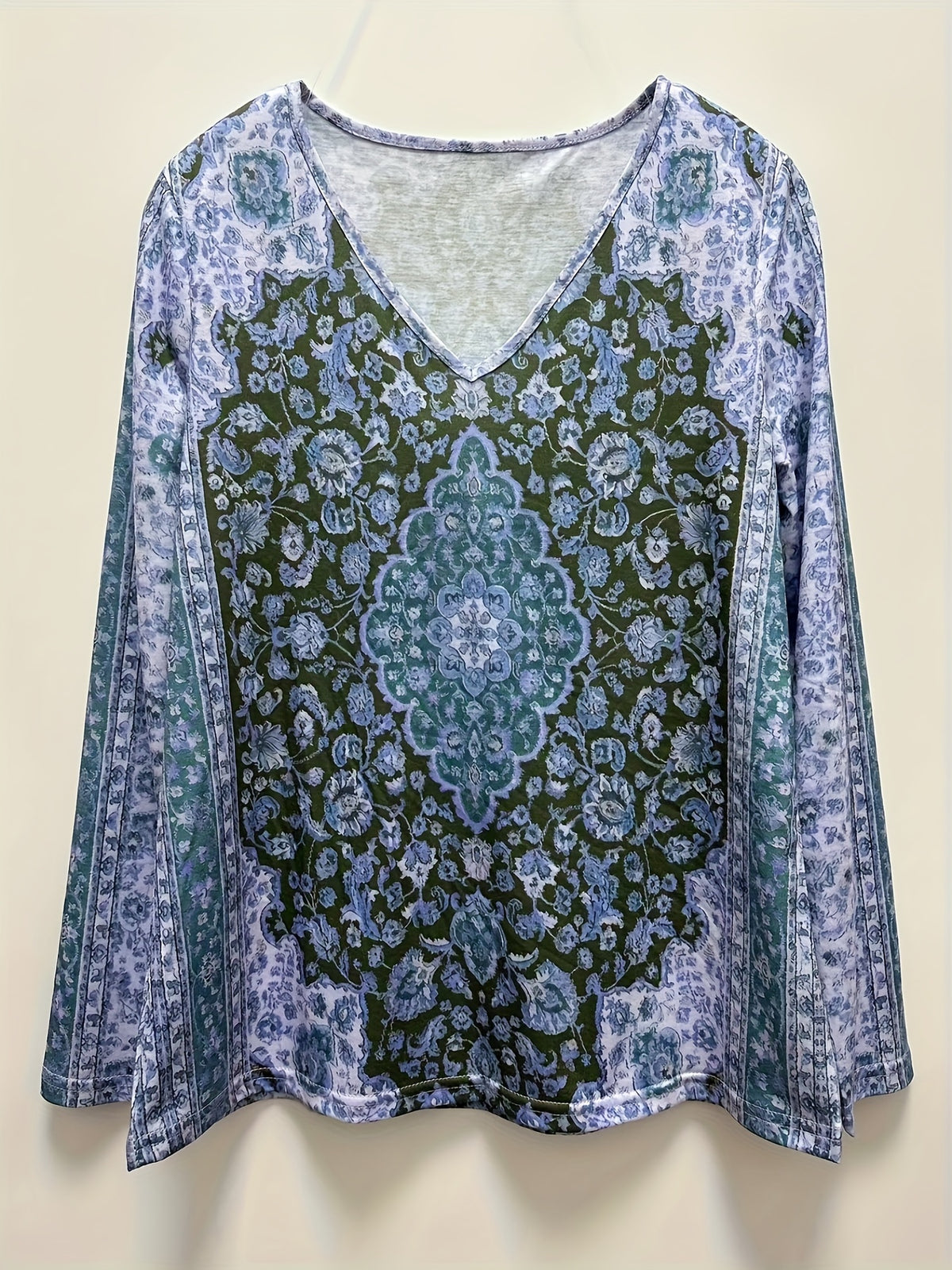 Women's Floral Print V Neck Long Sleeve T-Shirt - Casual Spring and Fall Top