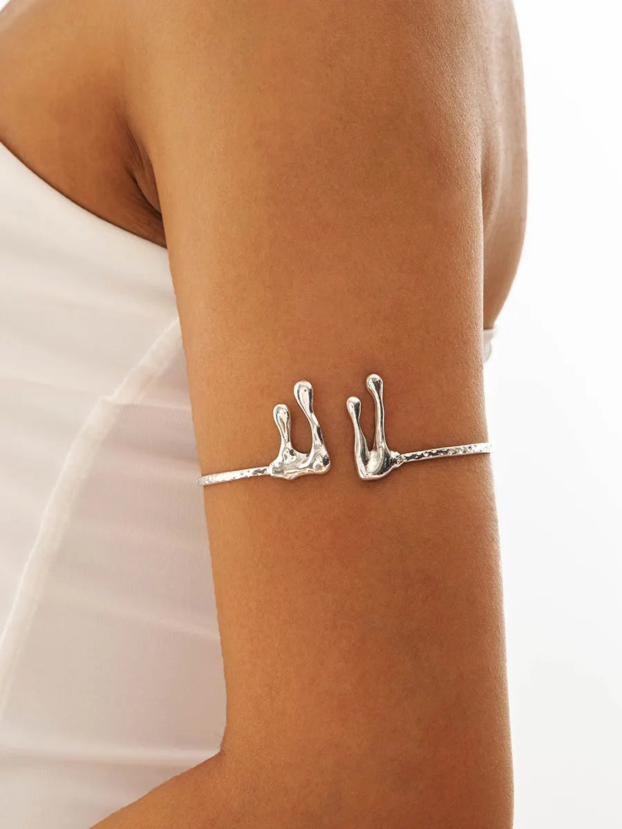 Floral Open Arm Cuff ¨C Punk Style Geometric Arm Ring