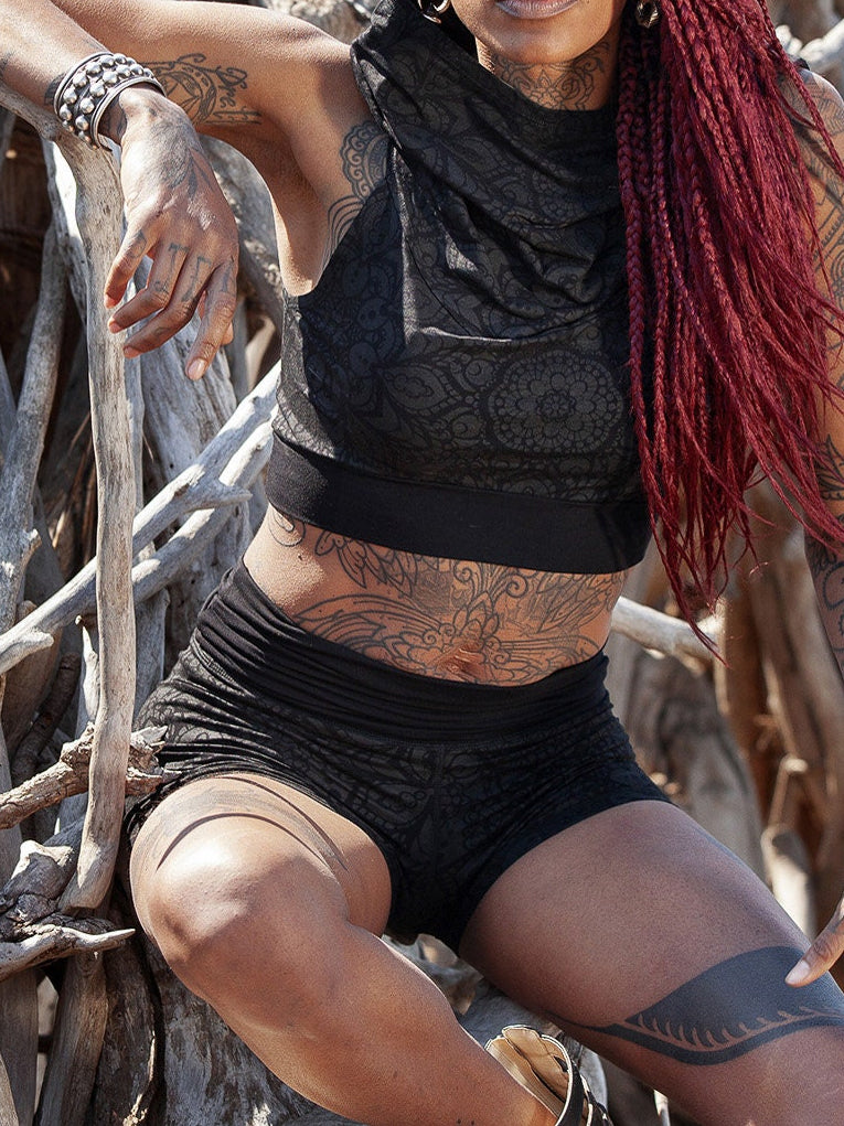 Mandala Print Hot Pants, Foldable Waistband Yoga Shorts